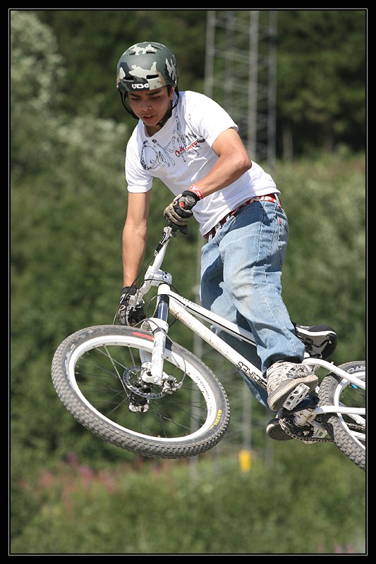 Bild från slopstylen under Mayhem 2007 i Åre. Foto: Kjell Holtenkrans. Åkare: Mayhem 2007.