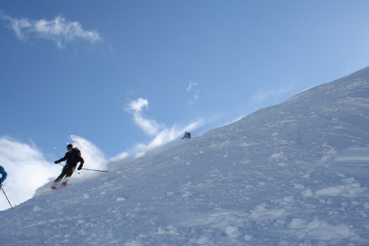Fin födelsedag med goda vänner och fin skidåkni. Foto: Patrik Lakén. Åkare: Rasmus Carlsson.