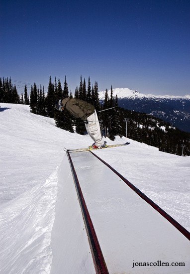 Miniwallridemmmmmmmmmmmm....!. Foto: JonasCollen.com. Åkare: Johan KristoFessshhhhh.