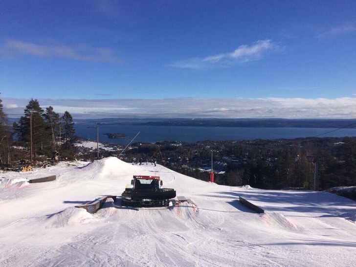 Utsikten fra Vardåsen er fantastisk. 
Hvis du er .