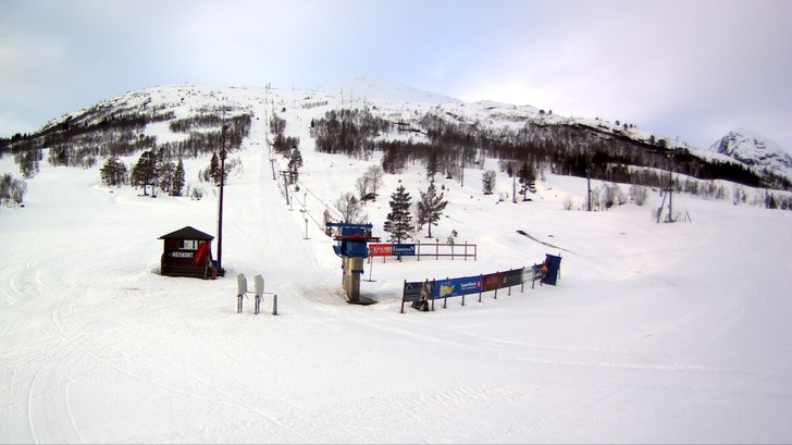 Opnar til topps søndag 
Vi opnar til topps sønda.