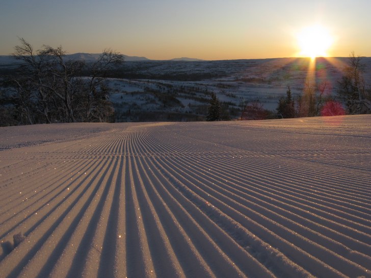 Manchesteråkning på eftermiddagen, Storlien. Foto: uthonski.