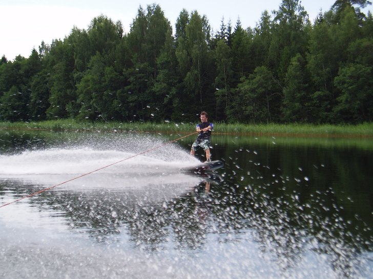 Sommar och sol. Foto: Erik Rask. Åkare: Micke Roos.