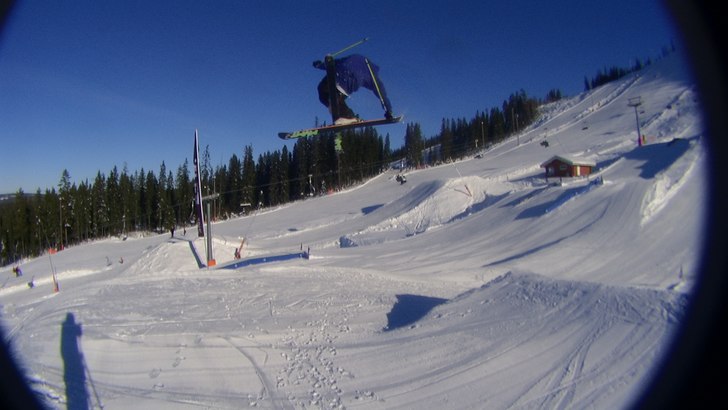 Foto: Jocke stålkanter. Åkare: Jeppe Ahlén.