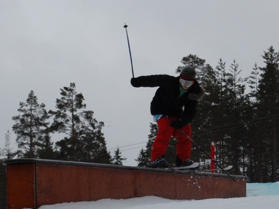 Jag me en sketchy rail. Foto: Jens Fasth. Åkare: Pontus Olsson (jag).