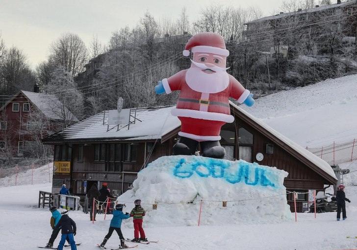4 heiser åpent i dag
Gratis barnebånd og vi har .