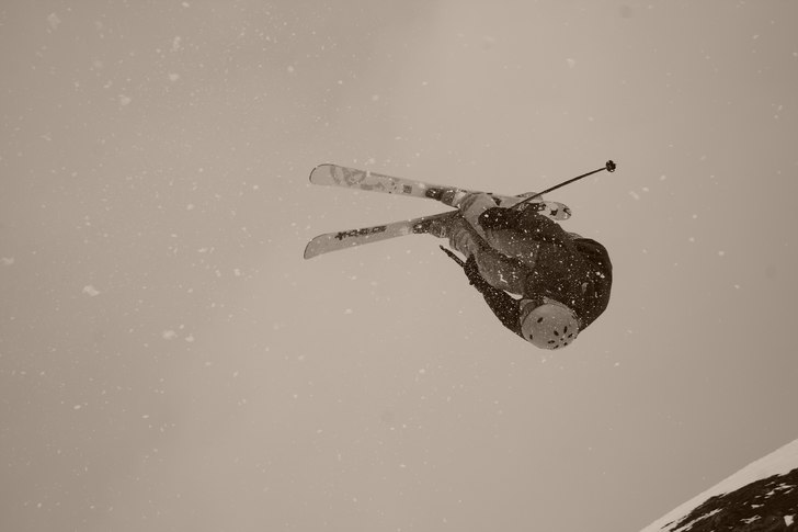 Backflip. Foto: Christian Reitan. Åkare: Jacob.