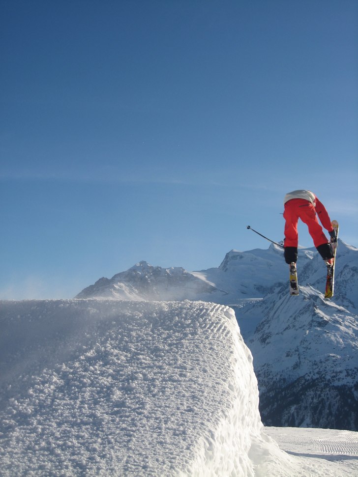 Jag slänger på en truck en av 2007 års sista da. Foto: Tror det var Victor Löhr. Åkare: Carl Edin.