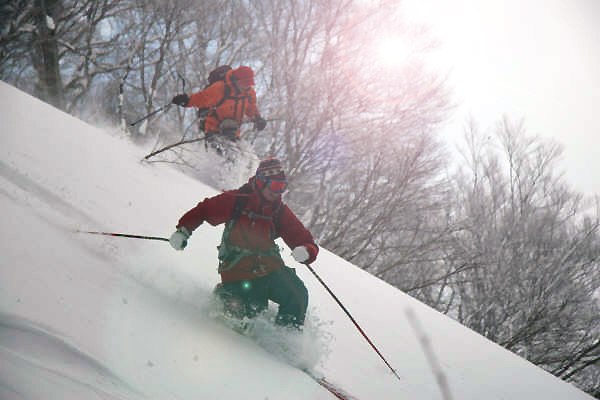 Foto: Cveto Podrogal. Åkare: Naru and Ohwada.