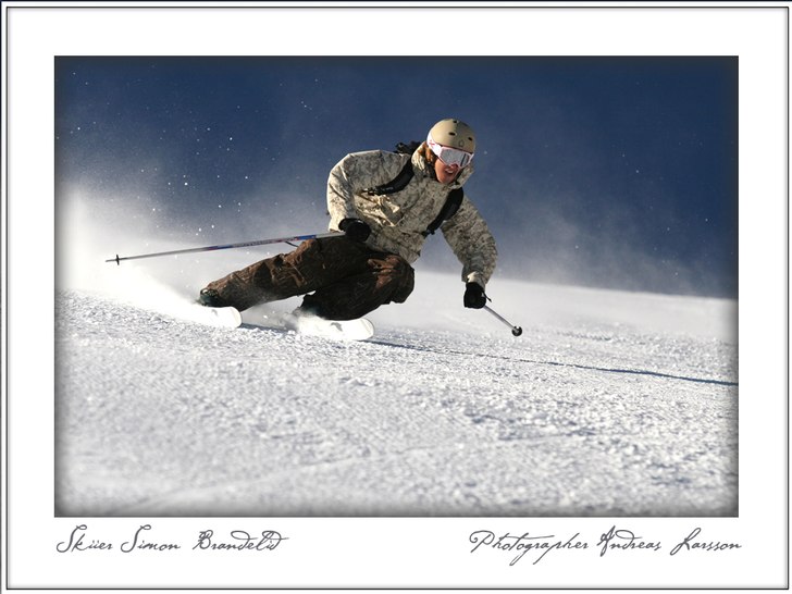 Foto: Andreas Larsson. Åkare: Simon Brandelind.