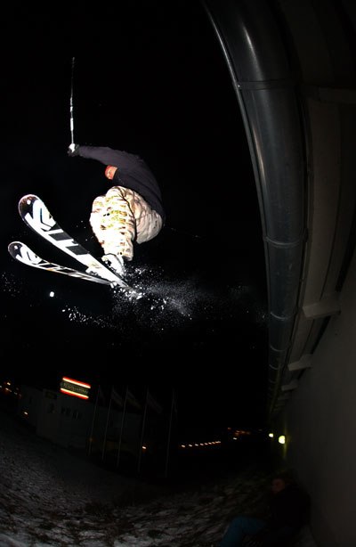 lite takdropp. Foto: gustav modeer wiking. Åkare: wille skoglund.