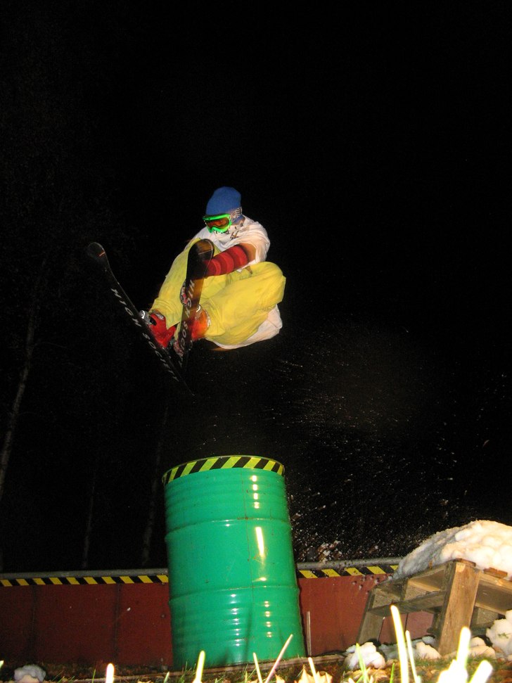 Hade en liten session hemma på gårn=P. Foto: Emil Westman. Åkare: Jesper Westman.