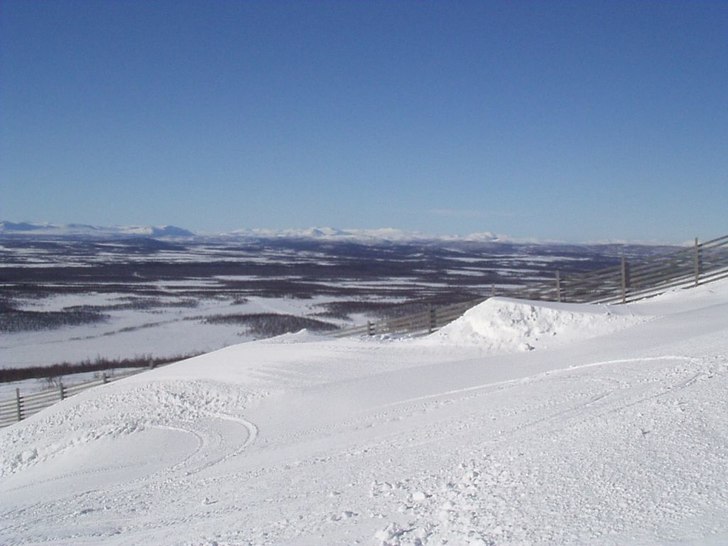 Little jump. ca 10 meter. Foto: Nisse-Lasse.
