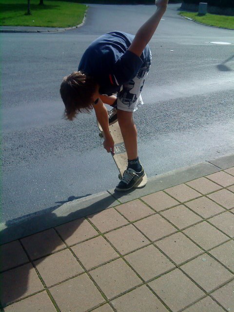 Jag har lärt mig et nyt trik. Foto: Emil. Åkare: Matte.