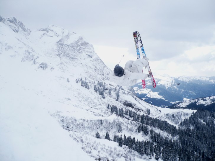 mitt första försök på en backflip. Foto: sandra. Åkare: rebecka westerberg.