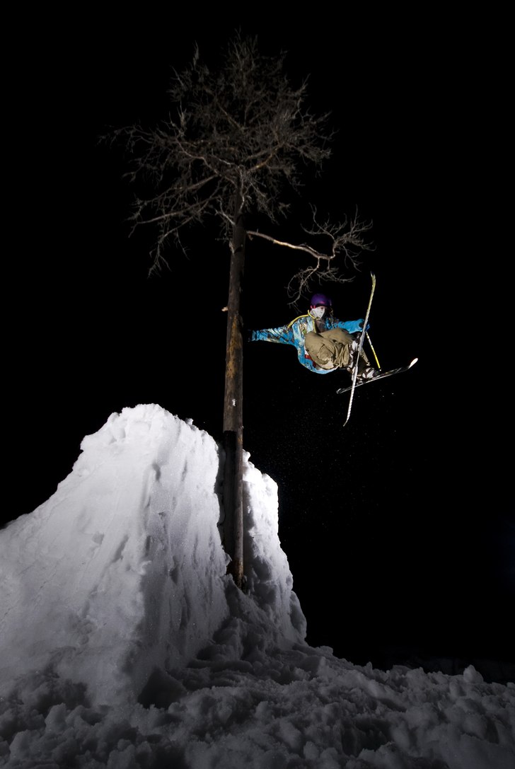 Gustafo sätter ribban.. Foto: Magnus Karlsson. Åkare: Staffan Zackrisson.