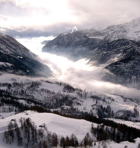Härligt att molnen inte når upp.. Foto: Petteri Koste.
