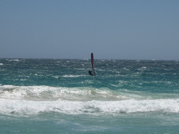 wind surfing in Busso - Australia=). Foto: wadsten.