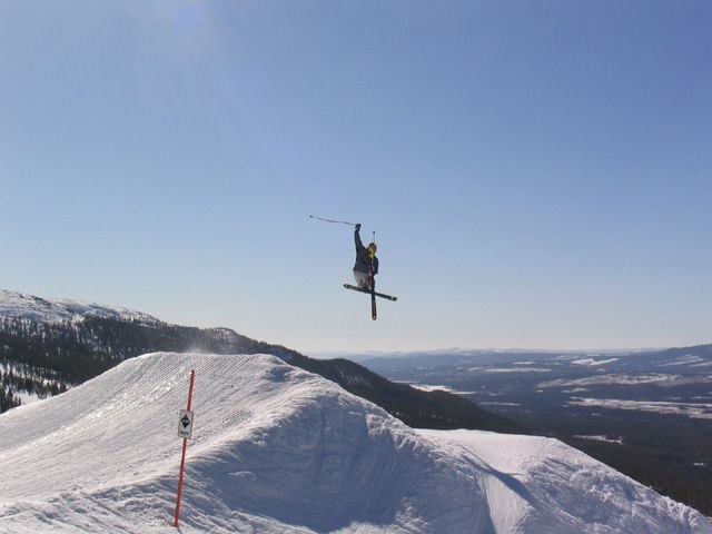 Foto: Linuz Gelfgren. Åkare: Victor Lindberg.