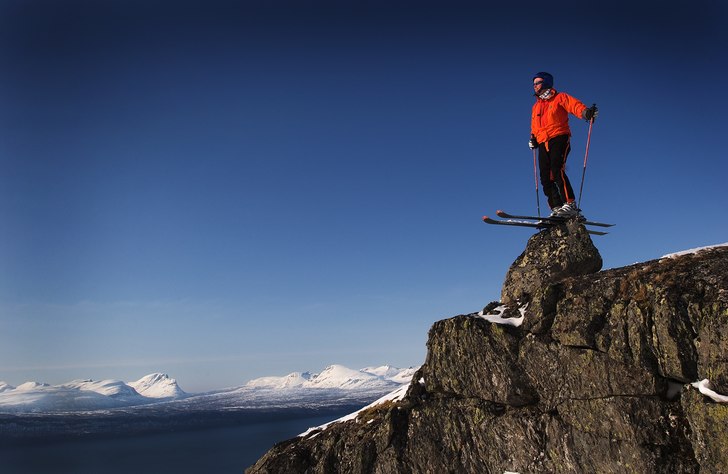 Vad ner kan man säga! Narvik e Narvik. Foto: John Brinck. Åkare: Mats Åhlund.