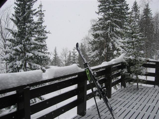 PUDER!!! En vecka med konstant snöande..