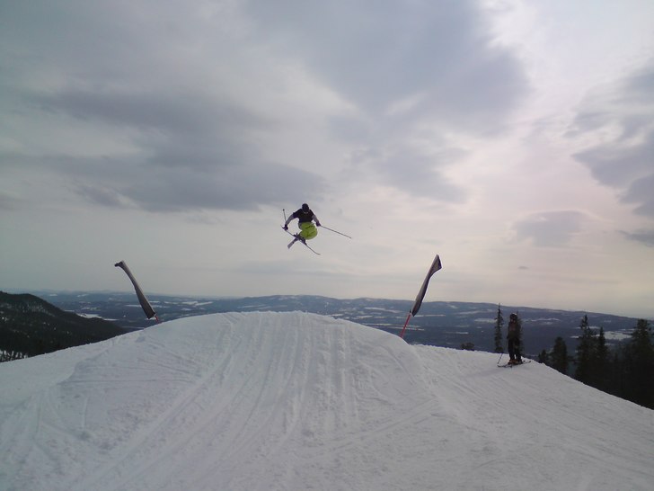 540 tail blunt . Foto: Calle Alexandersson . Åkare: Gustav Gradin .