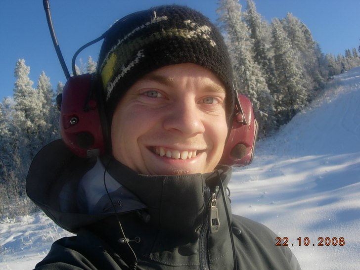 Ännu en dag i snökanoneringen i Kåbdalis. Foto: John Gunnarstedt. Åkare: John Gunnarstedt.