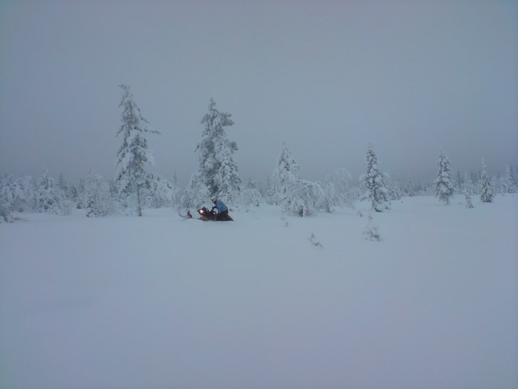 lite lössnö åkning :). Foto: marcus flink. Åkare: wille falk (jag).