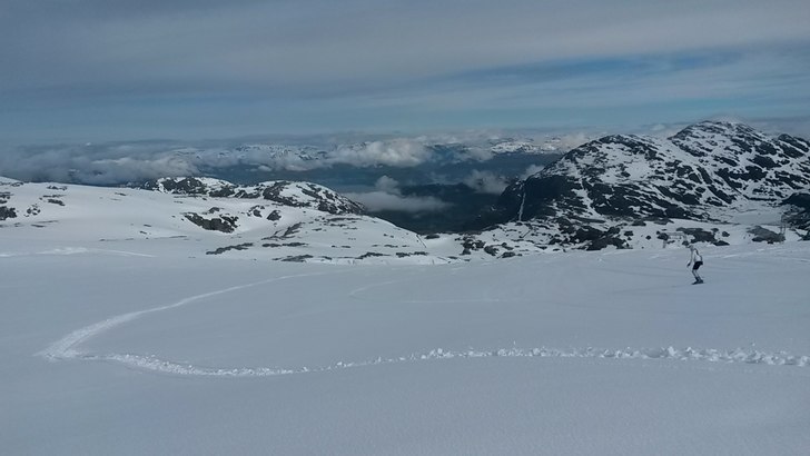 Velkommen ut!
Nydelige forhold med 15 cm nysnø p�.