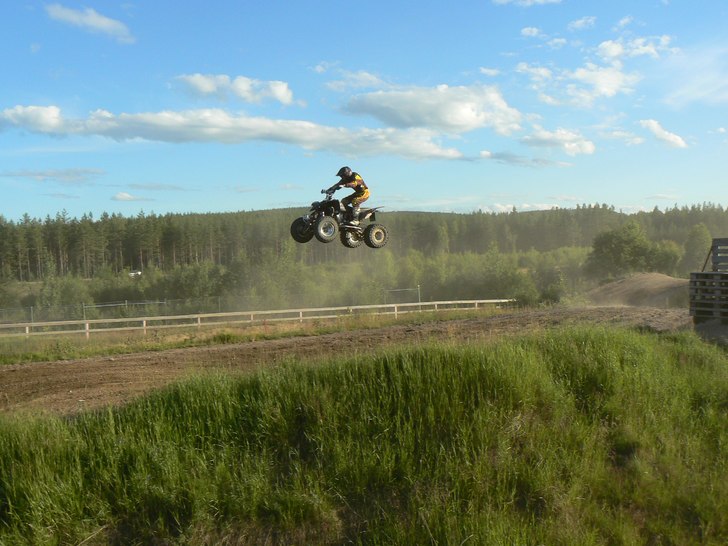 platåhopp ljusdalsbanan. Foto: Tomas Havbring. Åkare: Rasmus Havbring.