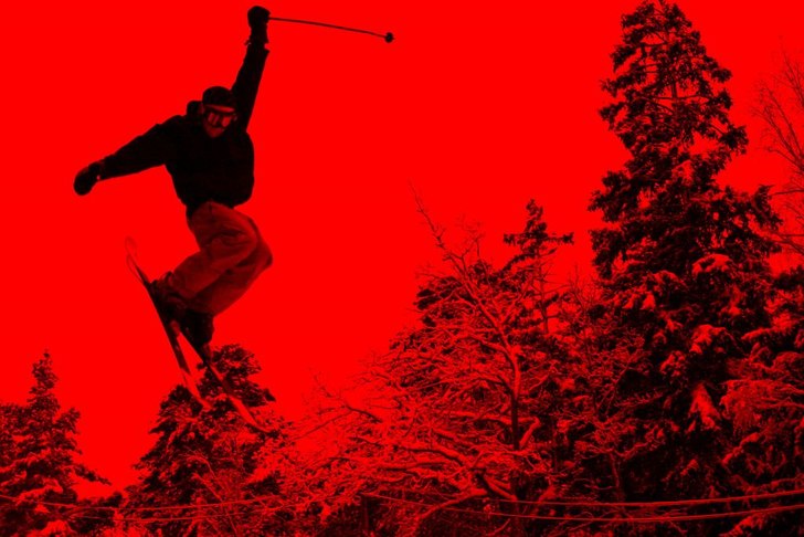 freeradicals bild på basse när snön precis har . Foto: alexander lind. Åkare: Basse Déler.