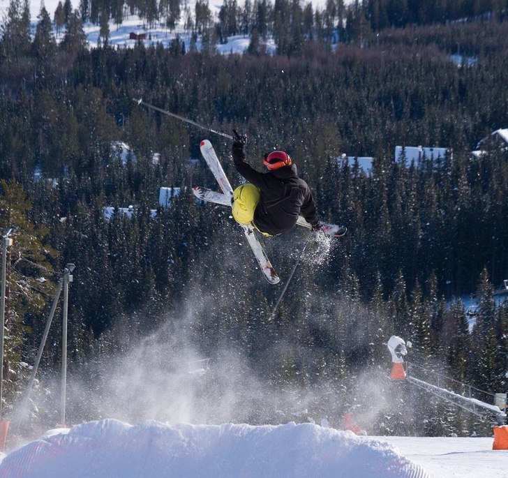 Foto: Calle Warnelöv. Åkare: Linus Fredrikson.