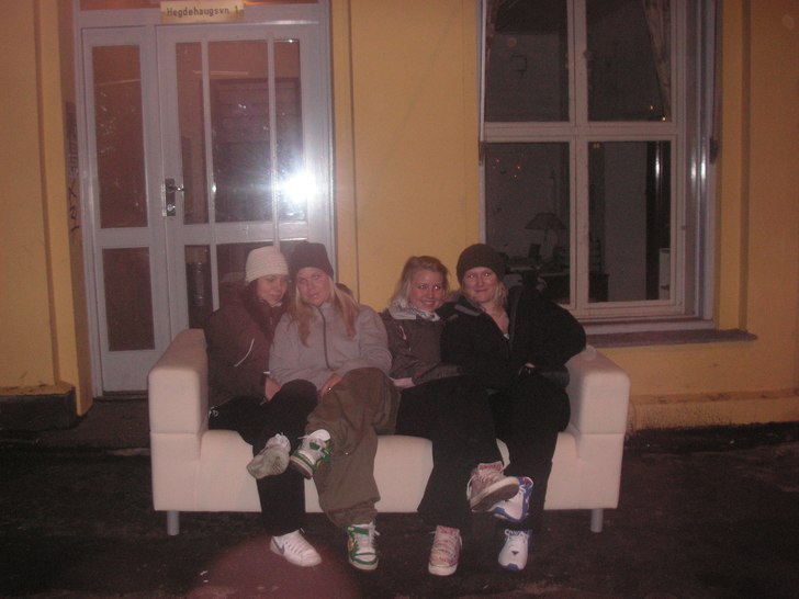 Hämtade en soffa, kom inte så långt utan satt o.