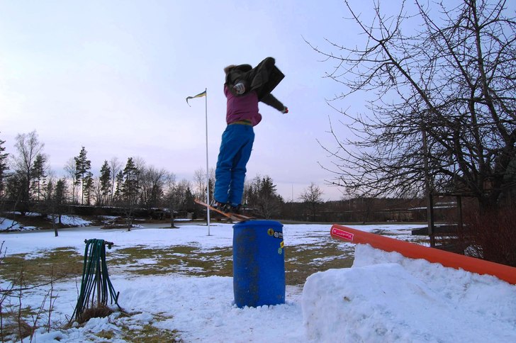 spikar fast bonktunnan  :P. Foto: sakariasmajander. Åkare: mattias "klanten" ahlgren.