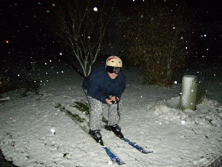Den första snön kom, Räckte inte riktigt till a. Foto: Ramona Gustavsson. Åkare: Henri Nilsson.