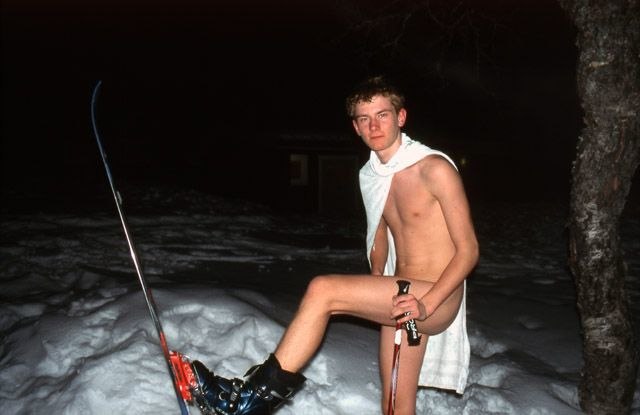 Nakenskidåkning. Foto: Per Sterling. Åkare: Oskar Eriksson.