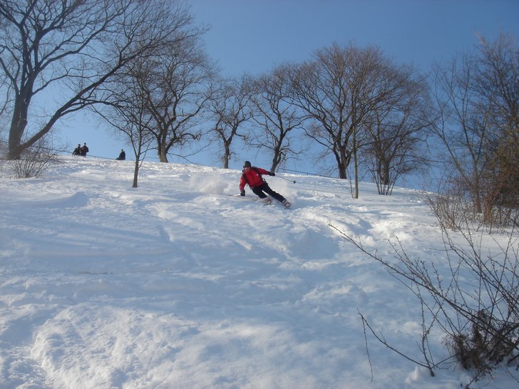 Fint puder, hyfsat brant samt ett kort och distink. Foto: Arne Eriksson. Åkare: Martin Ericson.