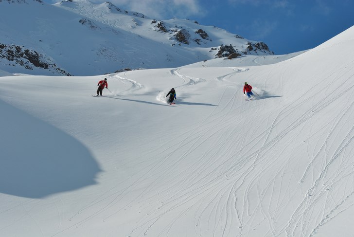 Foto: william Sollander. Åkare: fr. v. Erik Lundqvit, Caroline Rakvåg, Philip Gertzell.