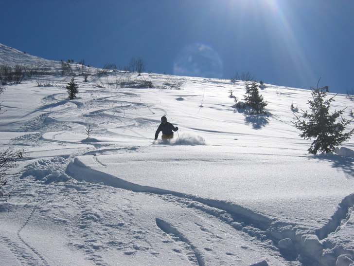 Foto: Peter Karlsson. Åkare: Sture Ågren.