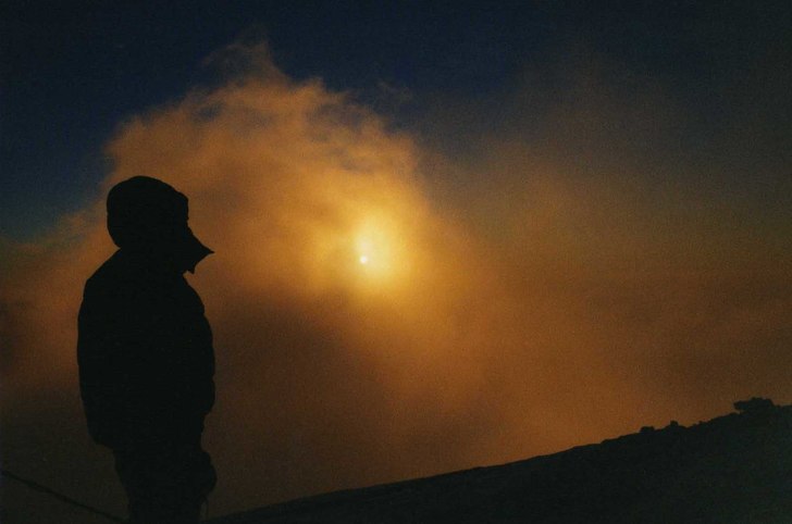 Solnedgång.. Foto: Peter Andersson. Åkare: Johan eller Danne. Är ju svårt att se....