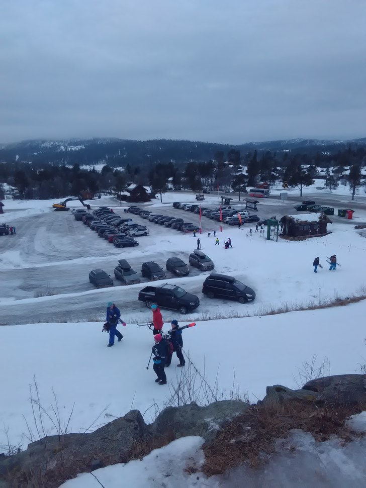 Bra med folk i dag :)
Kom og join de andre som nyt.