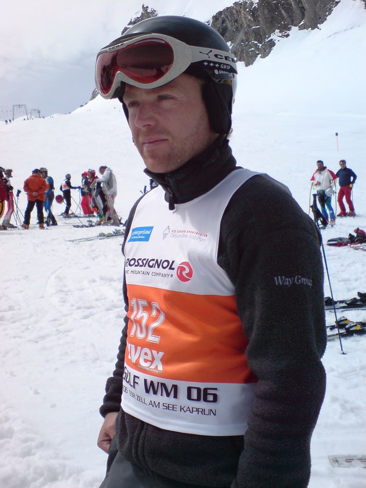 Stax före fösta åket i Ski & Golf WM -06.
. Foto: Karin Larsson. Åkare: Petter Eklund.