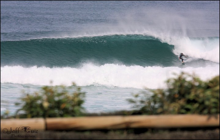 Infront of the Koala surfcamp, the surfspot ". Foto: Jeff Ruiz.