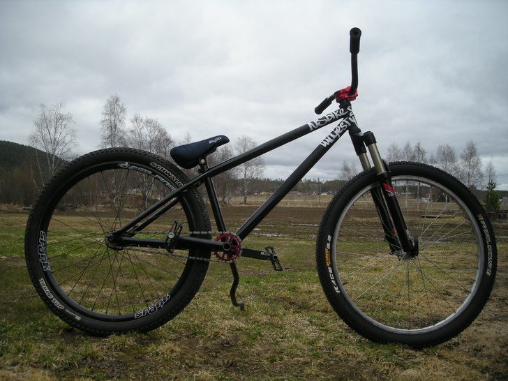 Min nya cykel ! Ns majesty.. Foto: Pata. Åkare: NS Majesty.