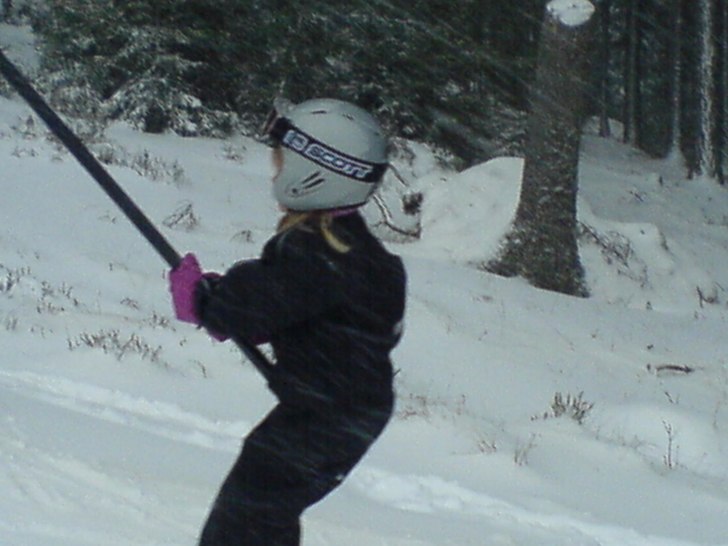 Annie i skidskolan. Foto: jag. Åkare: annie fuchs.