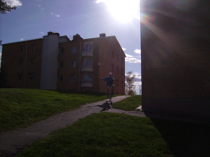 Kör Enhjuling. Foto: Markus Rydèn. Åkare: Joseph Jansson.