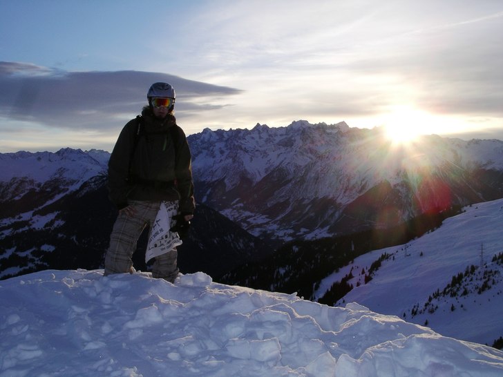 Foto: Silvan Grunder, (siluuu). Åkare: Silvan Grunder.