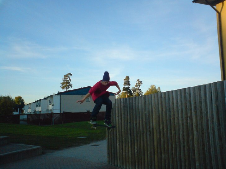 jag kör en cave man :D. Foto: viktor arvidsson. Åkare: RAsmus stigbahr.