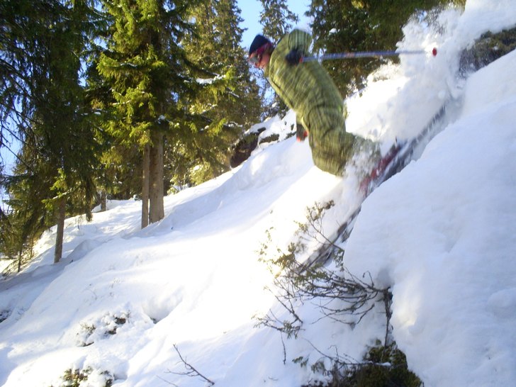 Rasmus på idrotten :) . Foto: Linnea Ståhl. Åkare: Rasmus Thomsson.