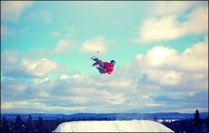 2 år gammal bild som jag gav en ny redigering på. Foto: Billie thoreus (jag). Åkare: Adam "thai" kättström.